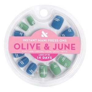Olive & June Instant Mani Press-Ons Sporty Stripes